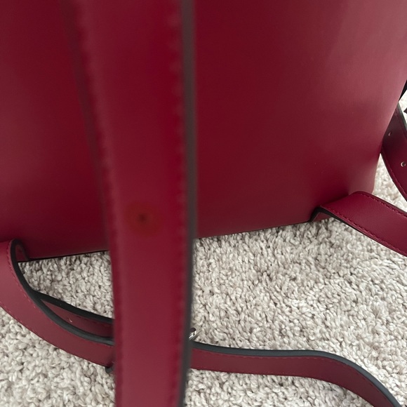 ๐ HP X 2 New with tags Calvin Klein bag pack style bag Red - Picture 8 of 11